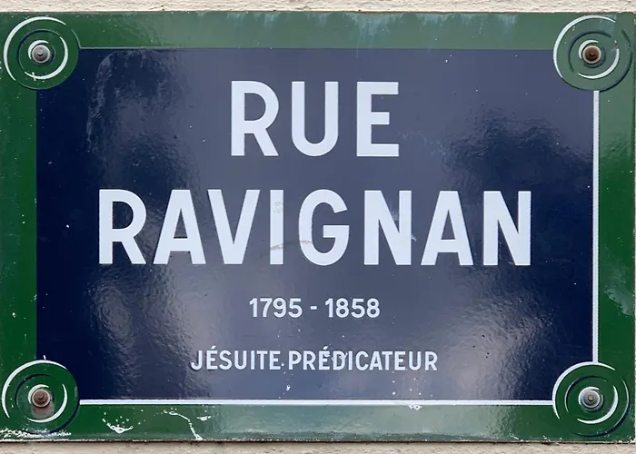 Appartement Entier Aux Abbesses - Montmartre - Flat In Montmartre